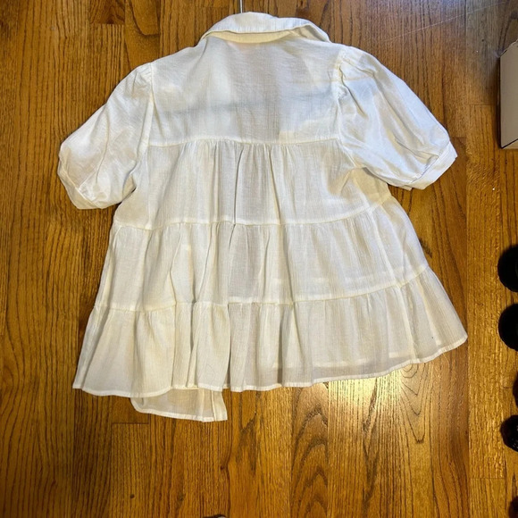 White puff sleeve button up - Picture 7 of 7